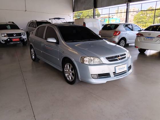 CHEVROLET ASTRA 2.0 MPFI ADVANTAGE 8V FLEX 4P MANUAL CHEVROLET ASTRA 2.0 MPFI ADVANTAGE 8V FLEX 4P MANUAL
